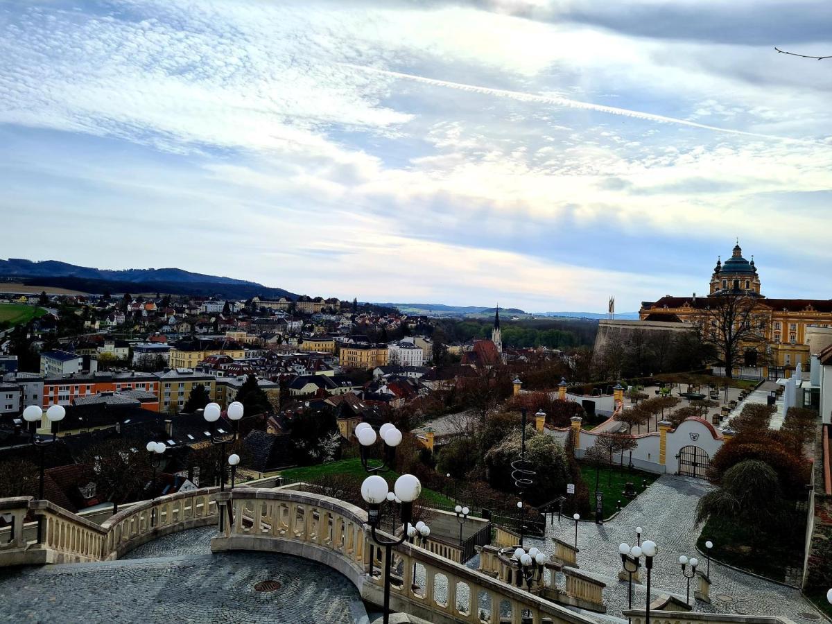 Schon Wohnen Beim Stift Melk Apartman Kültér fotó